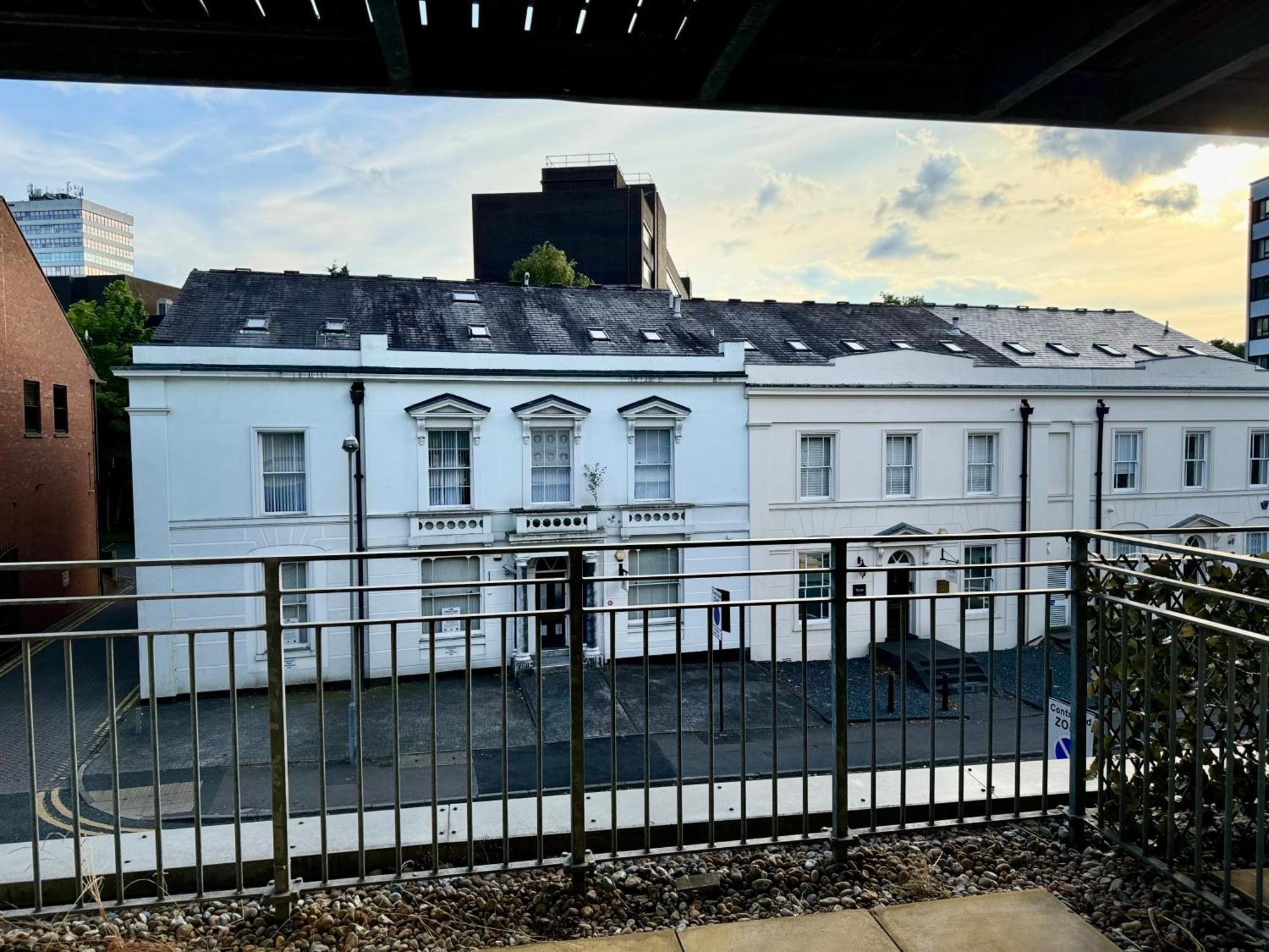 The Red Suites Birmingam Exterior foto